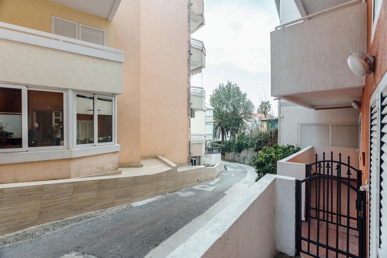 Apartment Lux *